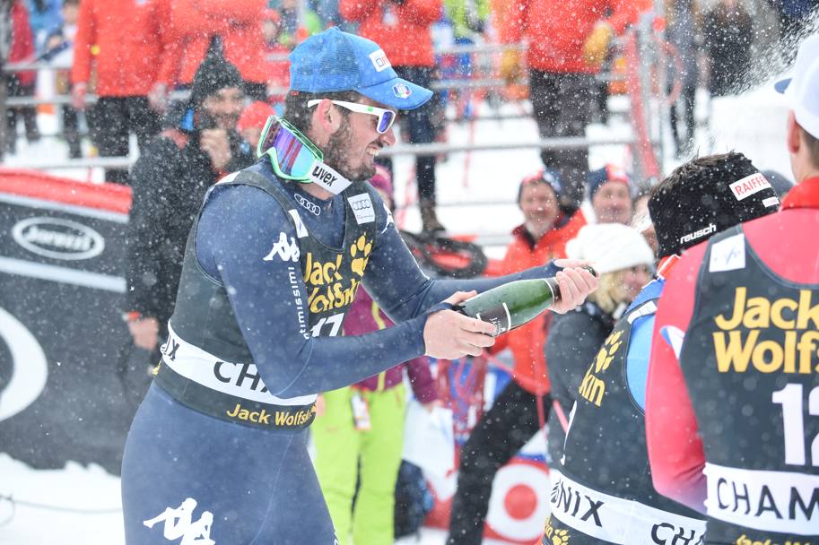 Dominik Paris festeggia il trionfo per la prima posizione nella gara (Getty Images)